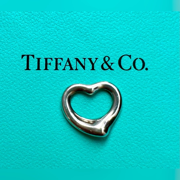 Tiffany & Co. Elsa Peretti Open Heart Pendant, Small Sterling Silver 16mm & Box - Picture 3 of 5